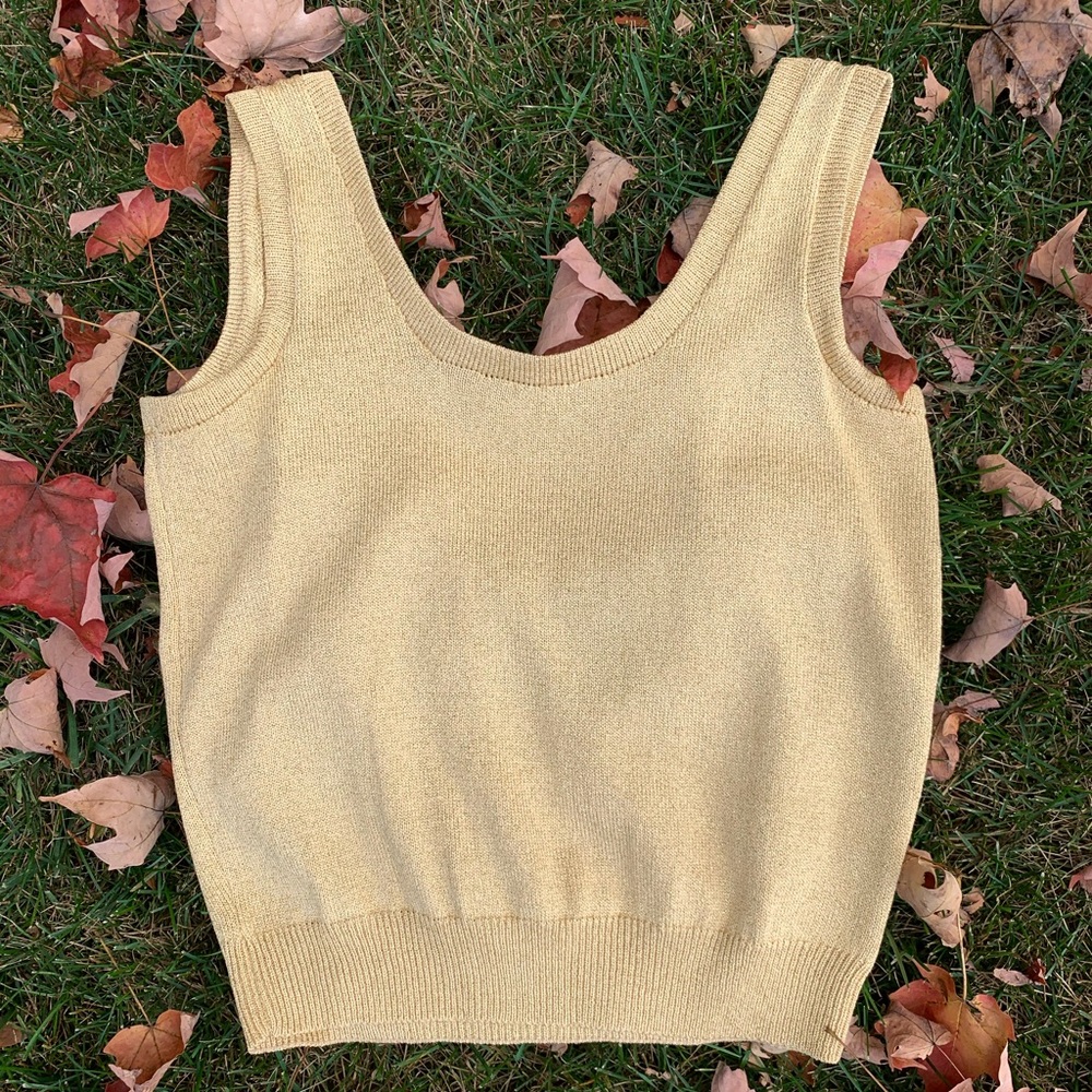 St. John separate Santana gold knit shell size S